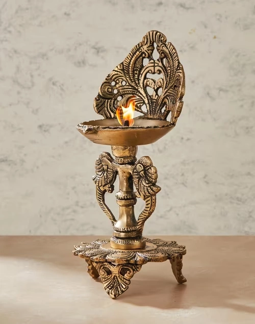 Brass Metal Mehnoor Oil Lamp