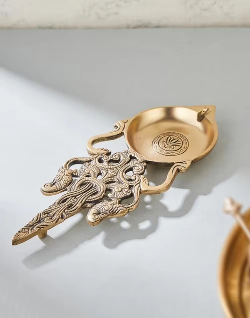 Brass Metal Mehnoor Oil Lamp
