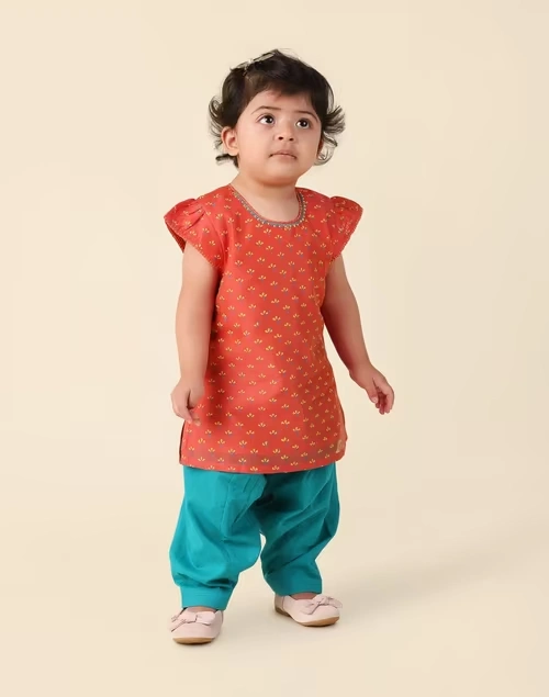 Pink Cotton Silk Hand Block Printed 2Pc Salwar Set 3 Pink Cotton Silk Hand Block Printed 2Pc Salwar Set