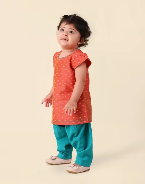 Pink Cotton Silk Hand Block Printed 2Pc Salwar Set 4 Pink Cotton Silk Hand Block Printed 2Pc Salwar Set