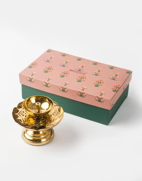 Gold Metal Cutwork Diya Gift Set