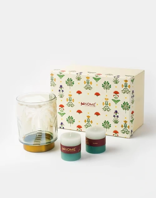 Green Dhaani Glass Etched T-Lite Holder Gift Set With 2 Pillar Candles
