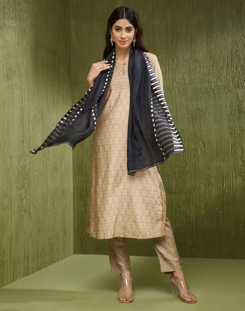 Black Silk Woven Stole