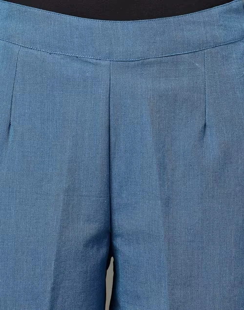 Blue Cotton Slim Fit Casual Cropped Pant