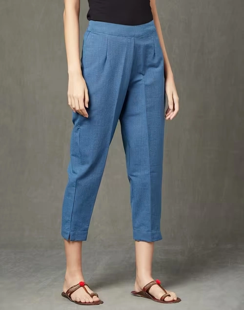Blue Cotton Slim Fit Casual Cropped Pant