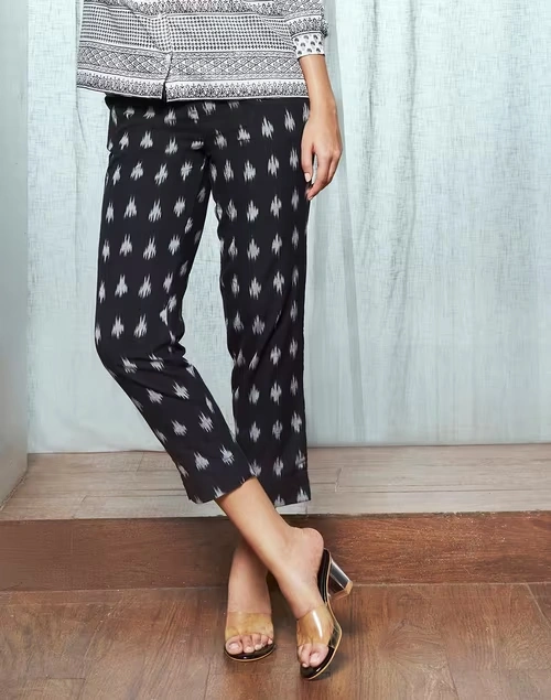 Black Cotton Blend Ikat Casual Tapered Pant