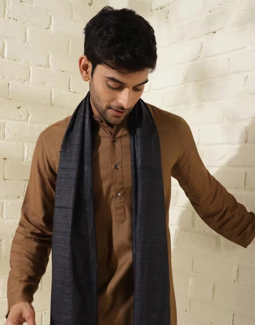 Black Silk Hand Woven Men Stole