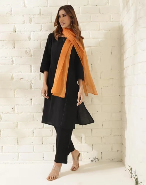 Yellow Cotton Silk Embroidered Stole 3 Yellow Cotton Silk Embroidered Stole