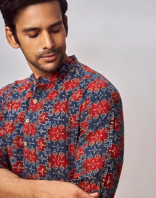 Blue Cotton Printed Slim Fit Short Kurta