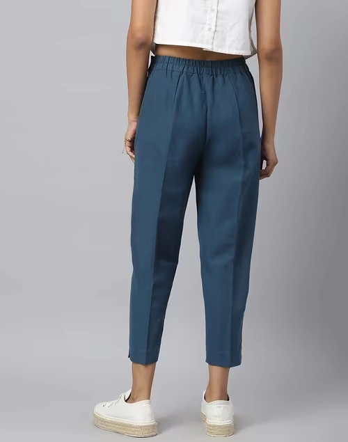 Blue Cotton Slim Fit Casual Cropped Pant