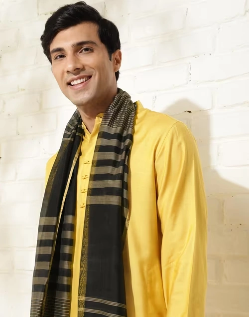 Black Cotton Silk Blend Maheshwari Stole