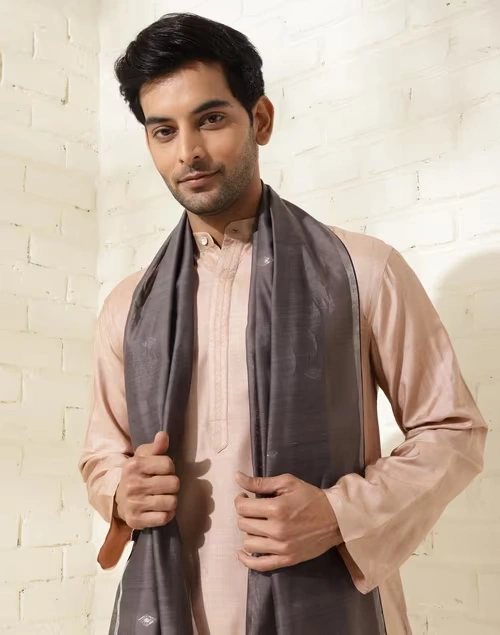 Grey Cotton Silk Blend Jamdani Men Stole 4 Grey Cotton Silk Blend Jamdani Men Stole