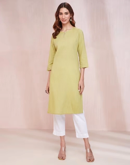 Green Cotton Slim Fit Knee Length Kurta
