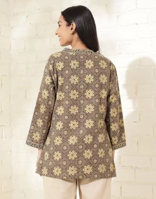 Grey Cotton Ajrakh Printed Short Kurta 4 Grey Cotton Ajrakh Printed Short Kurta