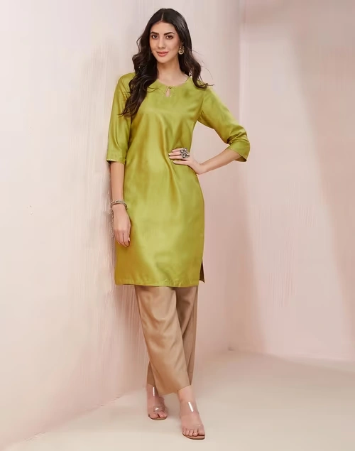 Green Viscose Silk Embroidered Knee Length Kurta