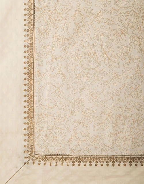 Off White Cotton Blend Printed Onam Table Cover- 4 Seater 4 Off White Cotton Blend Printed Onam Table Cover- 4 Seater