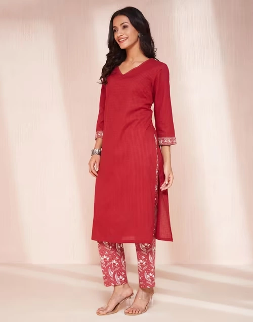 Avni Maroon Cotton Regular Fit Kurta & Pant Set