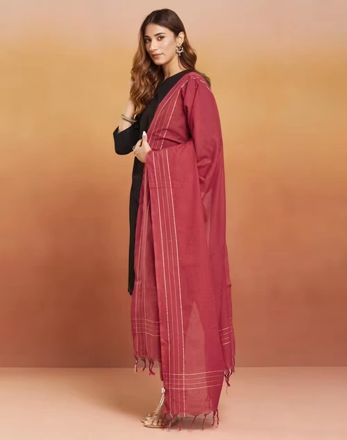 Avni Black Cotton Slim Fit Kurta & Dupatta Set