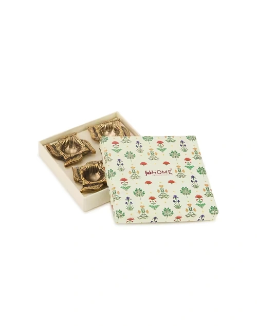 Brass Antiqued Mehnoor Diya Set Of 4