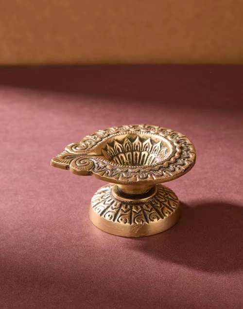 Brass Antiqued Mehnoor Oil Lamp