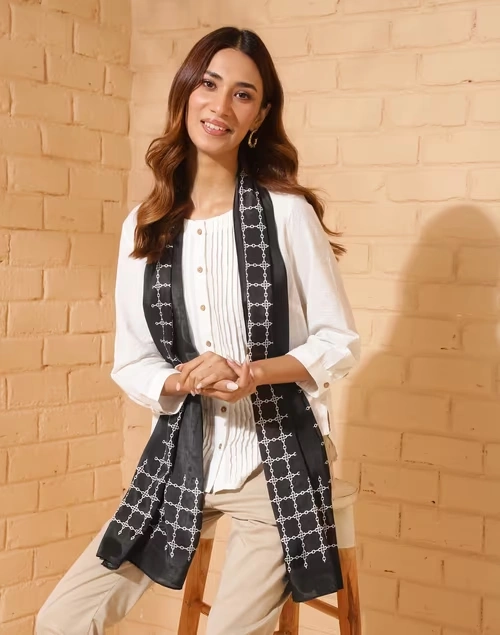 Black Modal Printed Stole 4 Black Modal Printed Stole