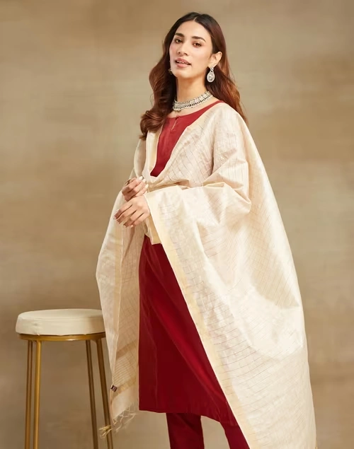 Natural Silk Blend Woven Dupatta