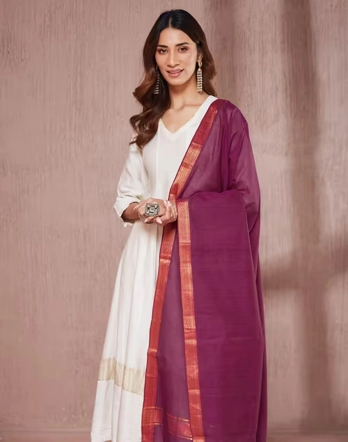 Wine Cotton Woven Dupatta 3 Wine Cotton Woven Dupatta