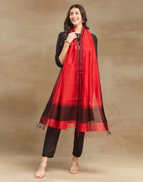 Red Cotton Silk Blend Maheshwari Dupatta