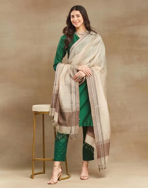 Beige Cotton Silk Blend Maheshwari Dupatta