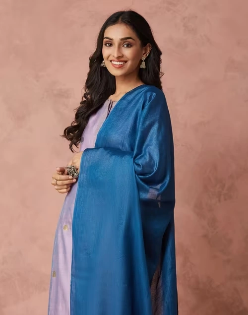 Blue Silk Blend Woven Dupatta 3 Blue Silk Blend Woven Dupatta
