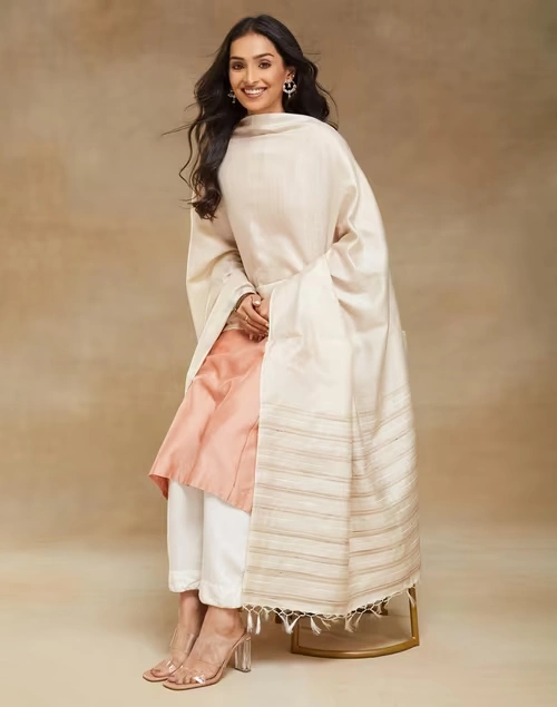 Natural Silk Blend Woven Dupatta