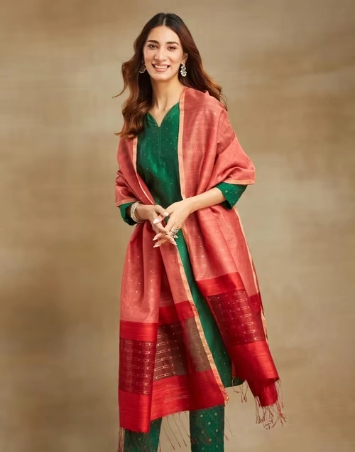 Pink Cotton Silk Blend Hand Woven Dupatta