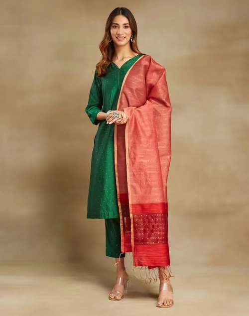 Pink Cotton Silk Blend Hand Woven Dupatta