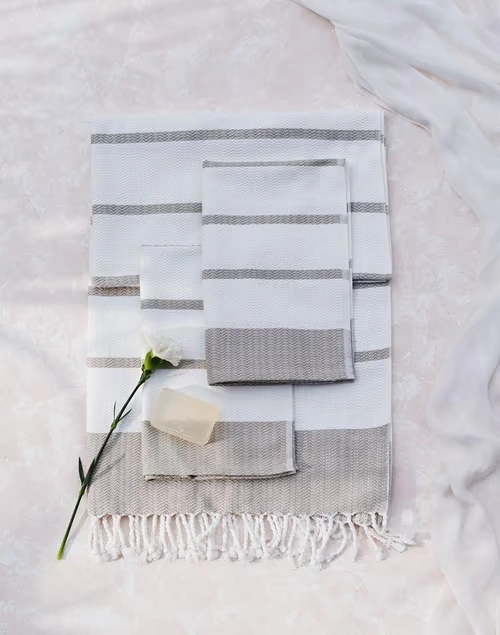 Beige Kani Cotton Honeycomb Bath Towel Large