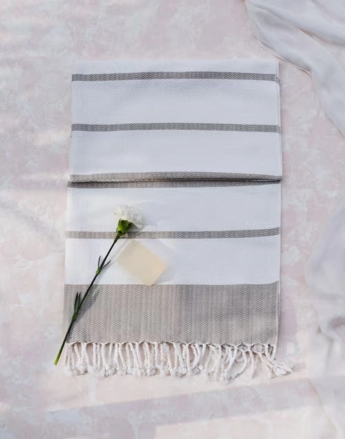 Beige Kani Cotton Honeycomb Bath Towel Large 4 Beige Kani Cotton Honeycomb Bath Towel Large