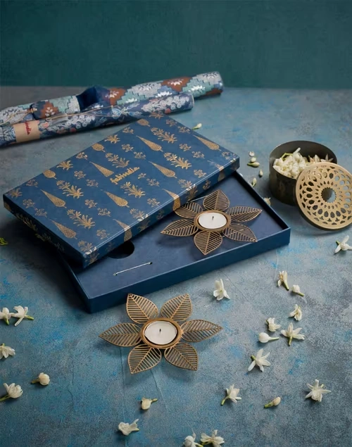 Brass Saroj T-Lite Holder Gift Set