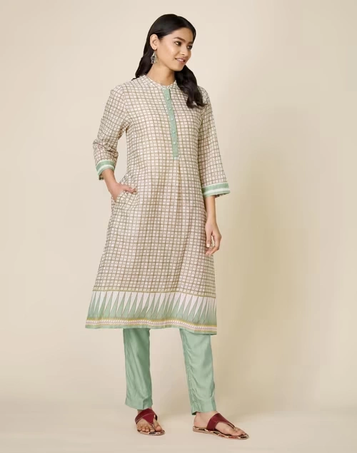 Cotton Printed Knee Length Kurta 3 Cotton Printed Knee Length Kurta