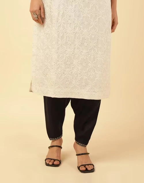 Black Modal Embroidered Salwar 4 Black Modal Embroidered Salwar