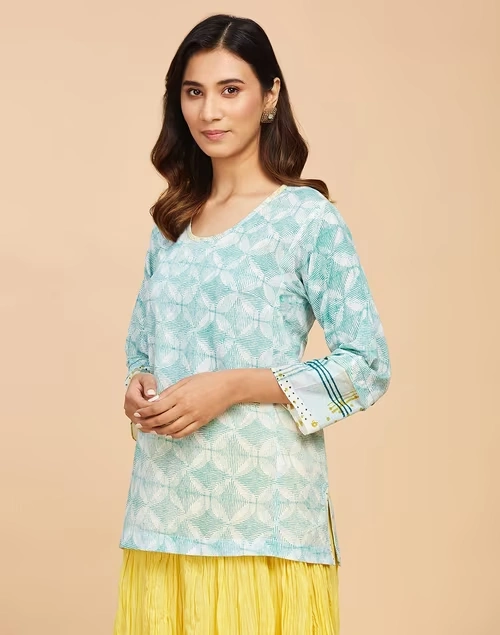 White Cotton Printed Slim Fit Short Kurta