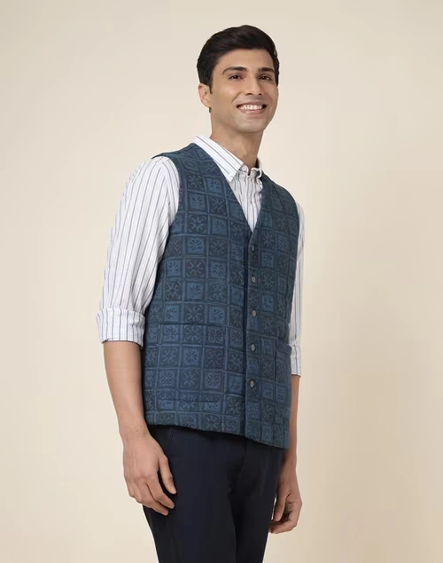 Blue Cotton Quilting Slim Fit Vest Jacket 3 Blue Cotton Quilting Slim Fit Vest Jacket