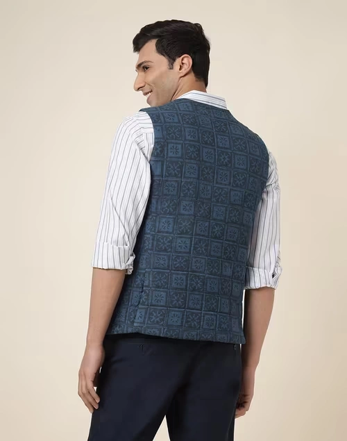 Blue Cotton Quilting Slim Fit Vest Jacket 4 Blue Cotton Quilting Slim Fit Vest Jacket